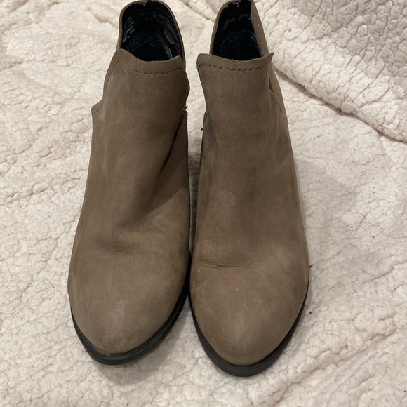 Steve Madden natural suede leather slide in ankle boots - Picture 2 of 5